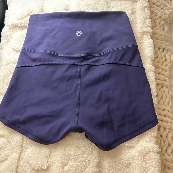 Lululemon Align Shorts - Picture 2 of 3